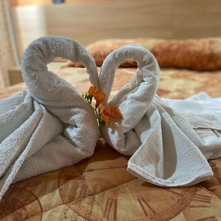 Mandanici :Borgo Marsalini Hotel Barcellona-Pozzo di Gotto Buitenkant foto