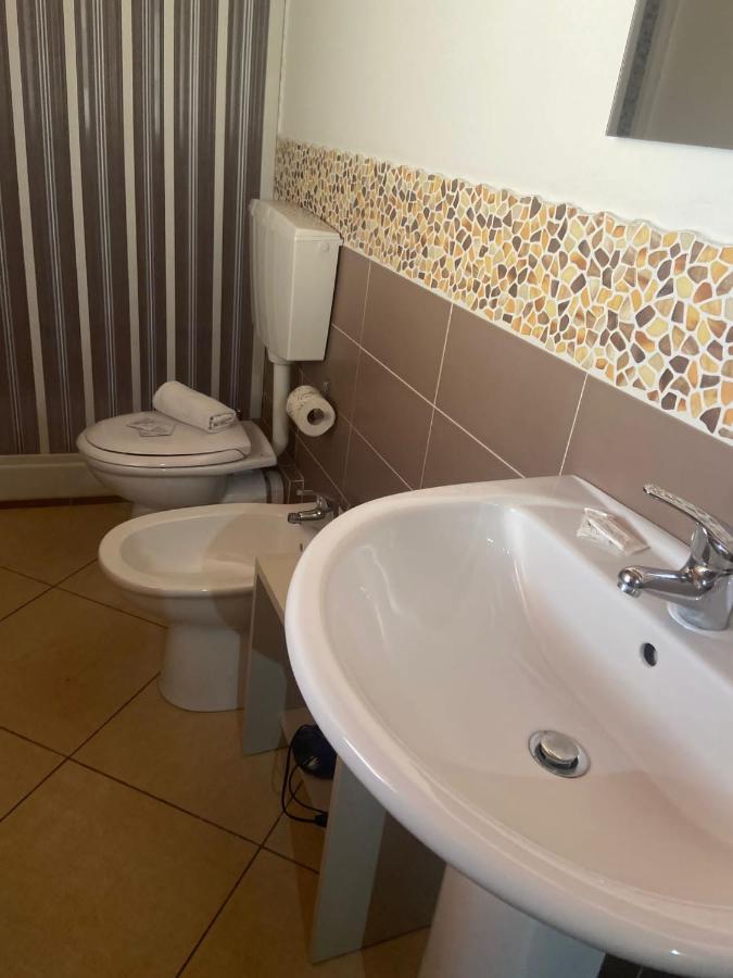Mandanici :Borgo Marsalini Hotel Barcellona-Pozzo di Gotto Buitenkant foto