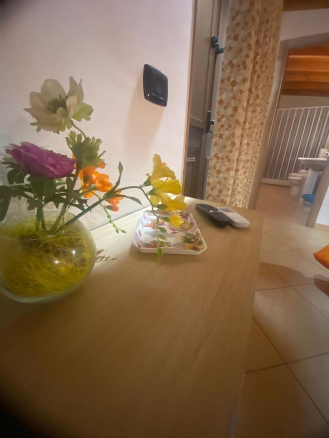 Mandanici :Borgo Marsalini Hotel Barcellona-Pozzo di Gotto Buitenkant foto