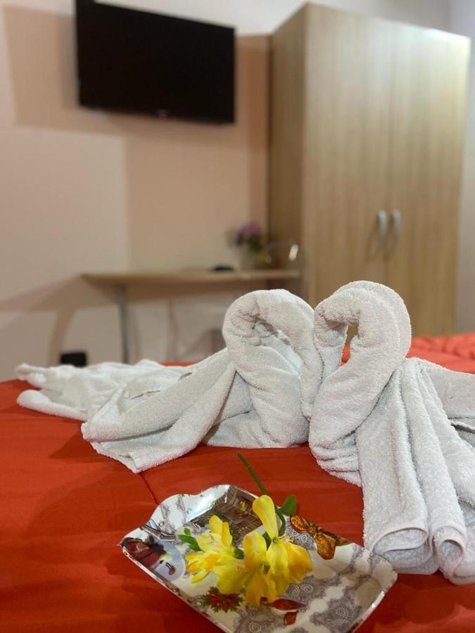 Mandanici :Borgo Marsalini Hotel Barcellona-Pozzo di Gotto Buitenkant foto